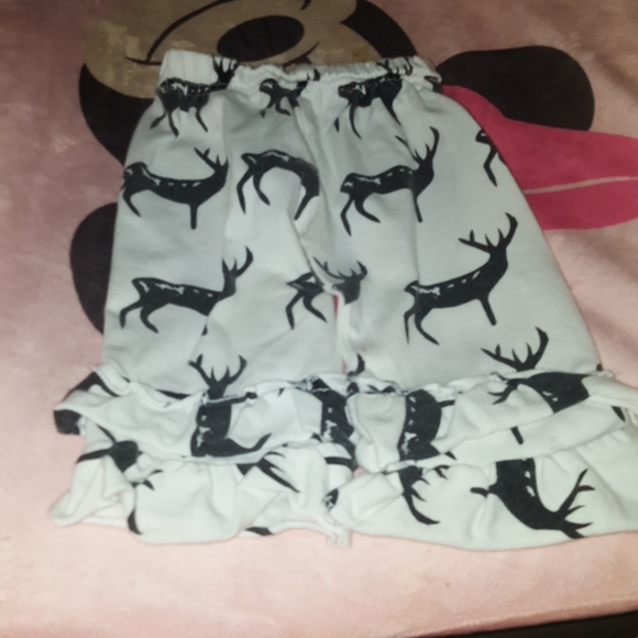 Too small - Picture 2 of 2